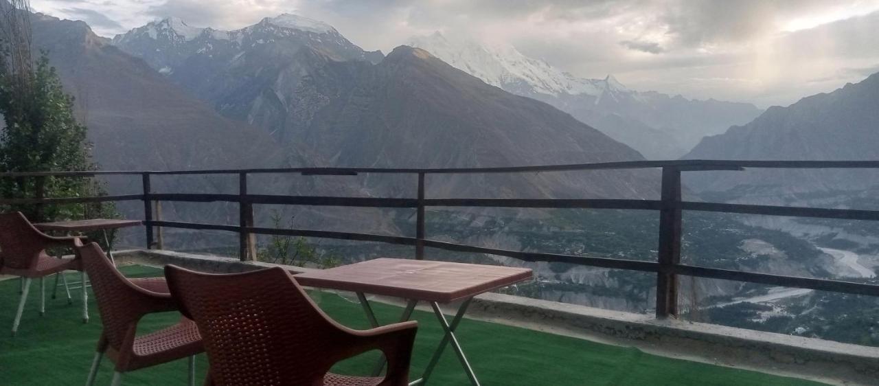 Venus Mountain Resort, Hunza Karimabad  Extérieur photo