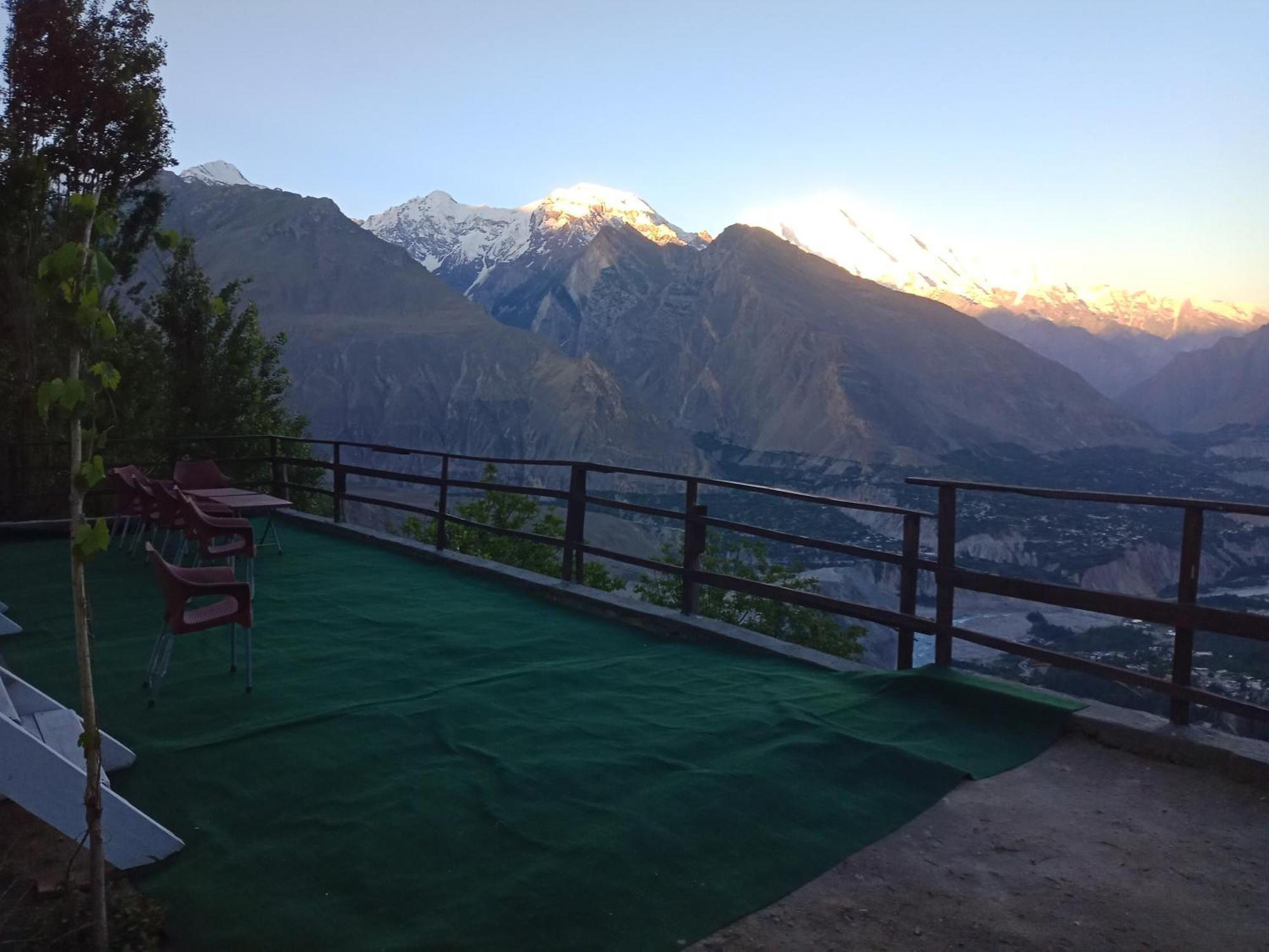 Venus Mountain Resort, Hunza Karimabad  Extérieur photo