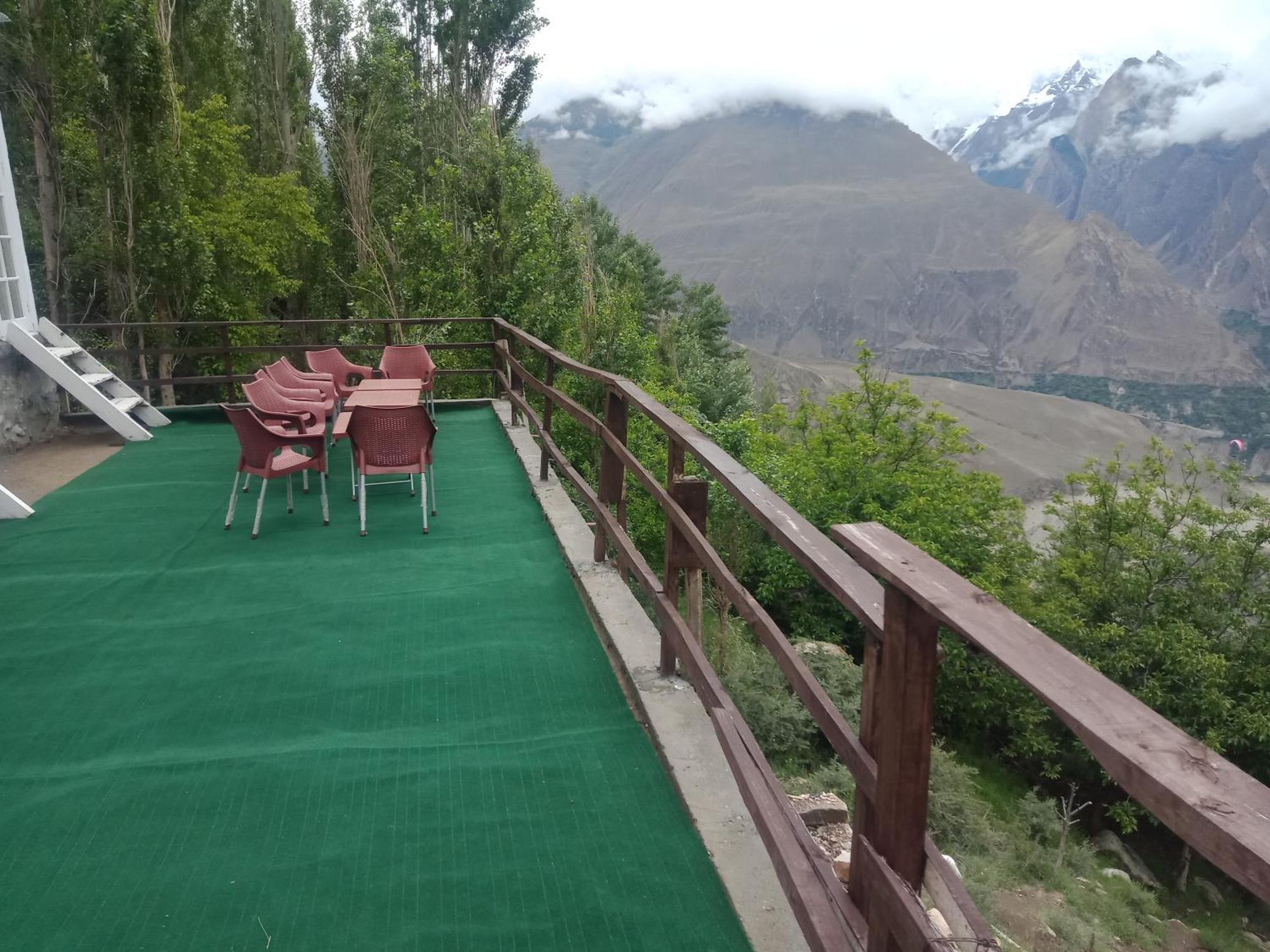 Venus Mountain Resort, Hunza Karimabad  Extérieur photo