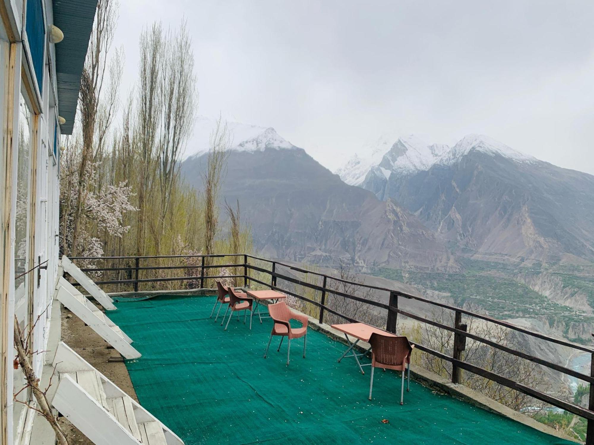 Venus Mountain Resort, Hunza Karimabad  Extérieur photo