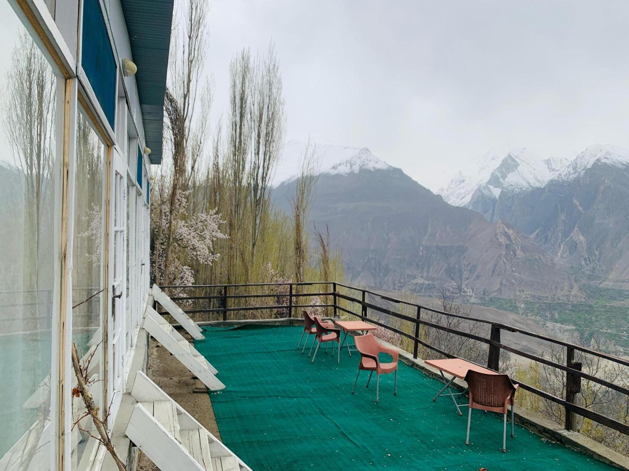 Venus Mountain Resort, Hunza Karimabad  Extérieur photo